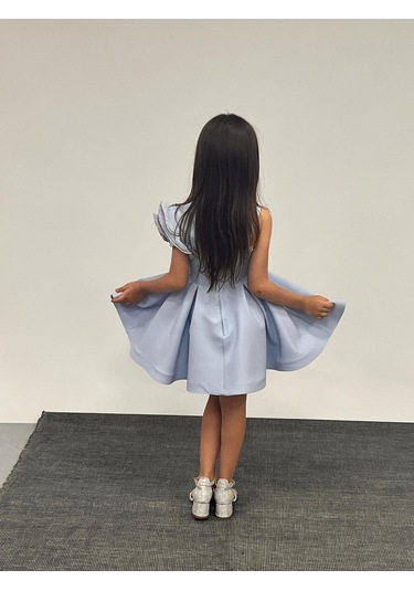 Kız Çocuk Abiye Mavi Kısa Tek Omuz Gül Detaylı Krep Kumaş Abiye Elbise 5-10 Yaş Mavi