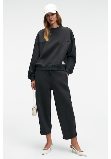 SERENYA Kadın Pamuklu Etiket Detaylı Bisiklet Yaka Antrasit Sweatshirt