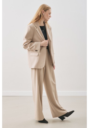 Dına Pile Detaylı Pantolon Bej Bej