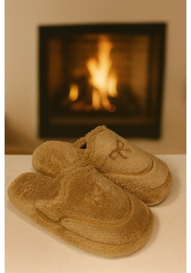 Amore Kapalı Kadın Ev Terliği Günlük Rahat Kışlık Terlik Çok Renkli