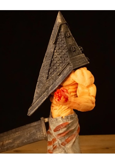 Silent Hill 2 Pyramid Head Büst - Piramit Kafa 30 Cm