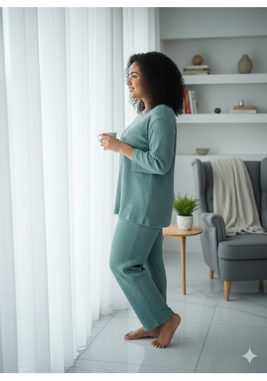 Kadın Yeşil Pumpkin Pijama Takımı Yeşil