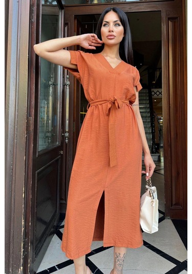 Kiremit V Yaka, Kısa Kol, Airobin Kumaş, Omuz Detaylı, Kemerli/kuşaklı, Önden Yırtmaçlı Maxi Elbise Kiremit