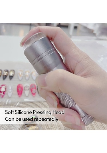 Yifomall Taşınabilir Mini Led Tırnak Kurutma Lambası - 12 Led'li Hızlı Kurutucu