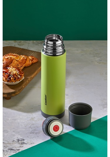 Cooker 750 Ml Çift Kat Sızdırmaz, Çift Kapak Sistemi Paslanmaz Çelik Termos - 12 Saat Sıcak 24 Saat Soğuk - Kamp, Outdoor, Piknik, Ofis, Otel, Kafe, Okul, Seyahat Yeşil