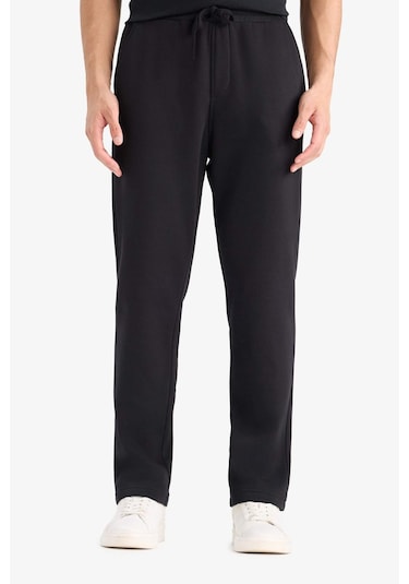 Defacto Regular Fit Beli Bağcıklı Cepli Düz Paça Kalın Eşofman Altı D7836ax25aubk81 Siyah Defacto Regular Fit Beli Bağcıklı Cepli Düz Paça Kalın Eşofman Altı D7836ax25aubk81 Siyah