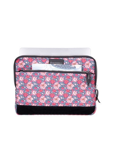 Blossom Lovin' 13 İnç Laptop / Macbook Uyumlu Kılıf Fuşya