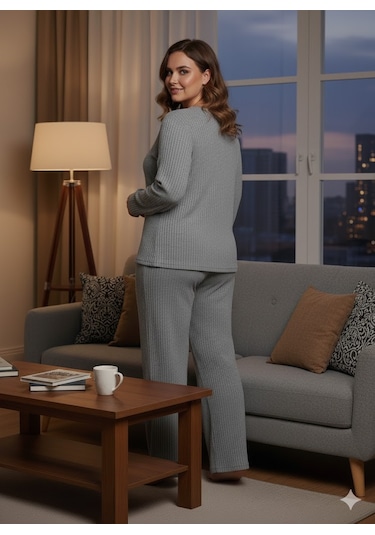 Kadın Gri Büyük Beden Pijama Takımı Gri