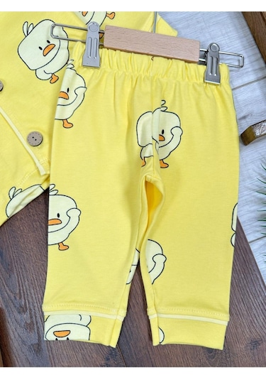 Kruvaze Yaka %100 Pamuk Önden Düğmeli Mevsimlik Ünisex Bebek Ve Çocuk Pijama Takımı 4bb2 Sarı