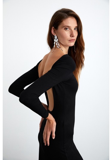 Krızıa Kadın Viskon Likralı Sırt Dekolteli Eteği Geniş Maxi Siyah Elbise