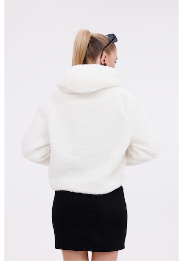 Kapüşonlu Düğmeli Peluş Mont - Kadın Beyaz