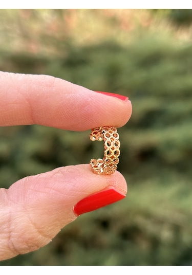 Çelik Kararmaz Kadın Sıkıştırmalı Gold Hasır Kıkırdak Küpe