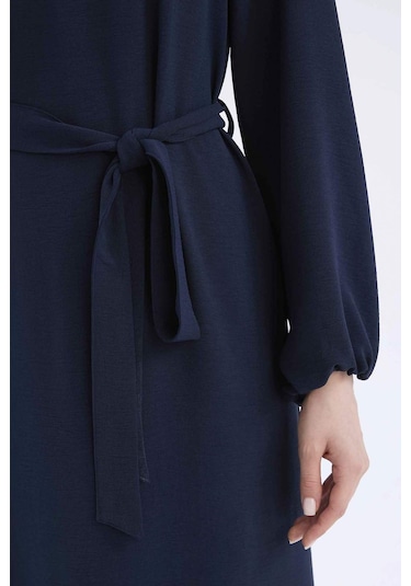 DeFacto Regular Fit Bisiklet Yaka Basic Düz Kuşaklı Aerobin Uzun Kollu Elbise E5268AX25SPNV135 DeFacto Regular Fit Bisiklet Yaka Basic Düz Kuşaklı Aerobin Uzun Kollu Elbise E5268AX25SPNV135