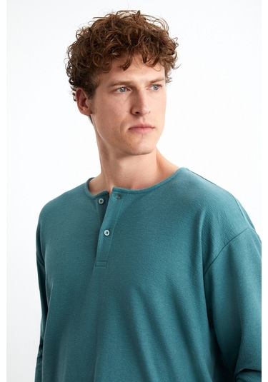 Lorenzo  Erkek Özel Rustik Dokulu %100 Organik Pamuk Düğme Detaylı Regular Yeşil Sweatshirt