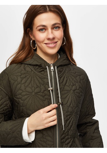 Yanı Yırtmaçlı Rahat Form Kapişonlu Kapitone Mont 004 Us25kmt00454 Haki