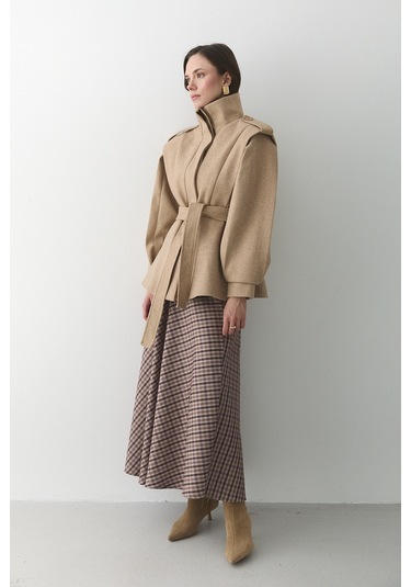 Bej Apoletli Vatkalı Kaşe Kaban - 1005 Bej