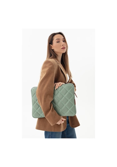 Kapitone Laptop Kılıfı 15.6 & 16 İnç Mint