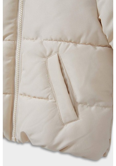 Defacto Erkek Bebek Su Geçirmez Kapüşonlu Fermuarlı Şişme Mont E8270a525aubg319 Bej
