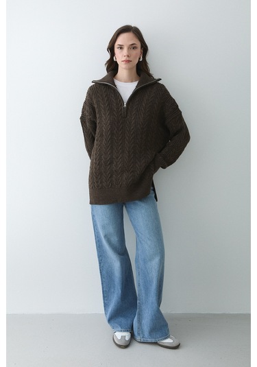 Kahverengi Saç Örgülü Fermuarlı Kazak - 251066 Kahverengi