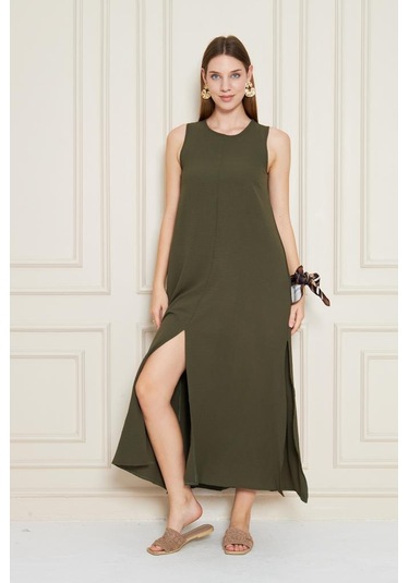 Kadın Sıfır Kol Aerobin Kumaş A Kesim Yırtmaçlı Maxi Yazlık Elbise 3760330 Haki