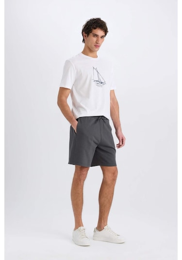 DeFacto Regular Fit Düz Paça Basic Düz Şort B8672AX25SPAR104 DeFacto Regular Fit Düz Paça Basic Düz Şort B8672AX25SPAR104