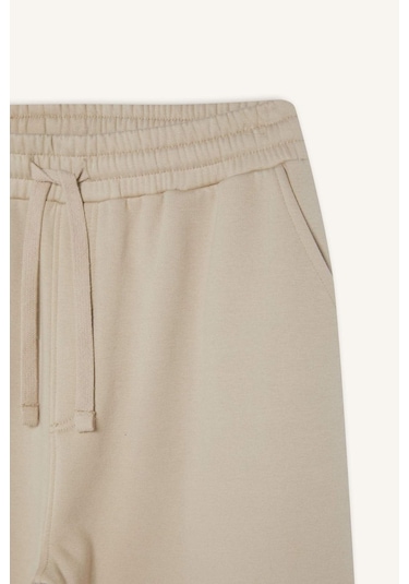 DeFacto Regular Fit Eşofman Altı İçi Polarlı Basic Düz Cepli Beli Bağcıklı Düz Paça D7836AX25SPBG735 DeFacto Regular Fit Eşofman Altı İçi Polarlı Basic Düz Cepli Beli Bağcıklı Düz Paça D7836AX25SPBG735