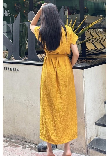 Hardal V Yaka, Kısa Kol, Airobin Kumaş, Omuz Detaylı, Kemerli/kuşaklı, Önden Yırtmaçlı Maxi Elbise Hardal