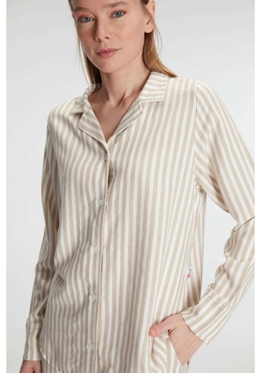 Uzun Kol Çizgili Gömlek Ve Pantolon Takım Pijama Takımı Ten