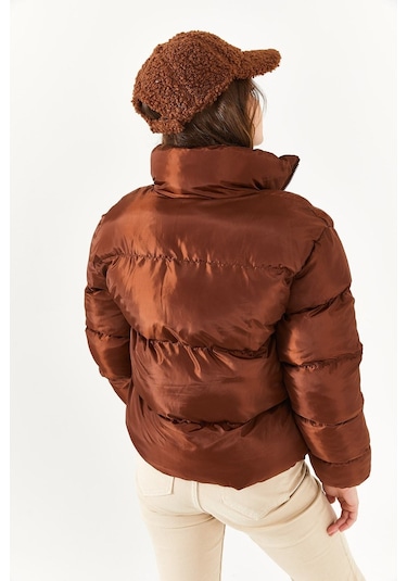 Alisse-kadın Kahve Dik Yaka Kısa Şişme Mont Kahverengi