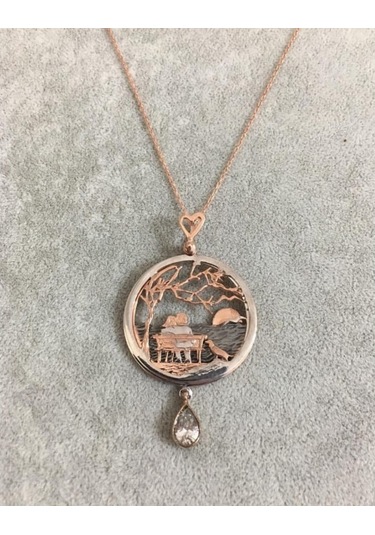 Tasarım 3 Boyutlu Gün Batımını Izleyen Iki Sevgili Gümüş Kolye 92