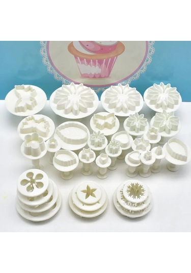 Xiyyadms 33 Parça Pasta Dekorasyon Seti - Gıda Kalitesi Plastik, 10 Farklı Desenli Kesici Ve Damga Araçları İle Pratik Tatlı Hazırlama Beyaz