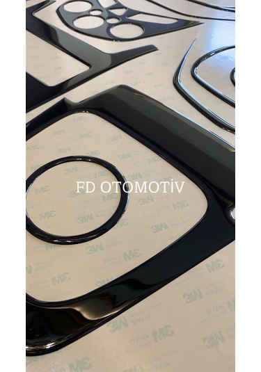 Chevrolet Aveo 2012 - 2013 Maun Kaplama Seti Piano Black Renk