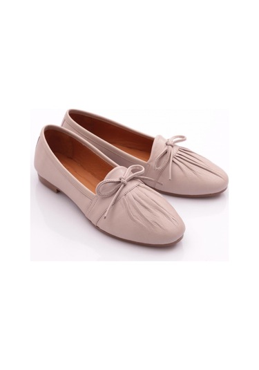 Dgn 133 Kadin Büzgü Detayli Babet 133-2109-R4971 Gümüş Dgn 133 Kadin Büzgü Detayli Babet 133-2109-R4971 Gümüş