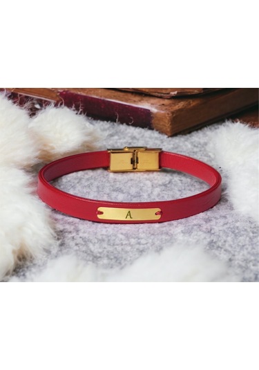 Archin A Harfine Özel 14 Ayar Altın Plakalı Dikdörtgen Motifli Kırmızı Derili Hediye Bileklik-548harf A