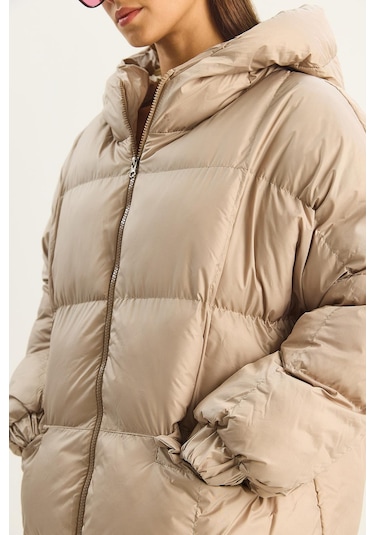 Shade Kadın Kapüşonlu Oversize Yarasa Kol Şişme Mont 60283686 - Bej