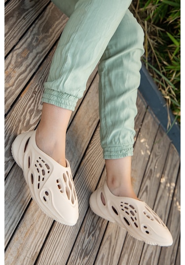 D106 Günlük Ortopedik Unisex Terlik Bej