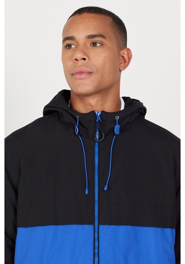 Erkek Sıyah Saks Standart Fit Normal Kesim Dik Yaka Soğuk Geçirmez İçi Polarlı Mont Sıyah Saks Çok Renkli Erkek Sıyah Saks Standart Fit Normal Kesim Dik Yaka Soğuk Geçirmez İçi Polarlı Mont Sıyah Saks Çok Renkli