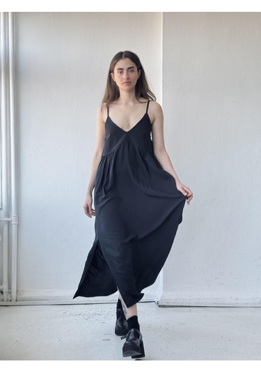 Retrobird Tasarım June Askılı Yırtmaçlı Elbise Siyah-13913 Siyah