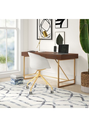 Bella Çalışma Masası