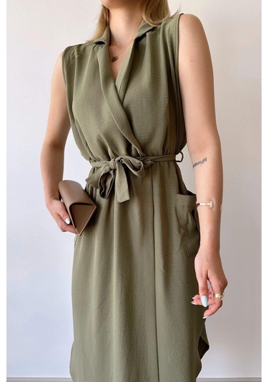 Kadın Haki Kalın Askılı, Kruvaze Yaka, Düz Desen, Aerobin Yırtmaçlı, Kemerli Midi Elbise Haki