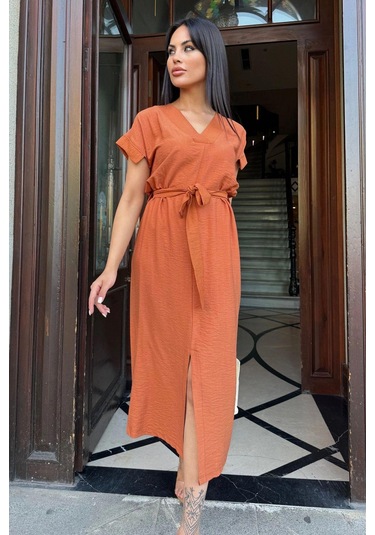 Kiremit V Yaka, Kısa Kol, Airobin Kumaş, Omuz Detaylı, Kemerli/kuşaklı, Önden Yırtmaçlı Maxi Elbise Kiremit