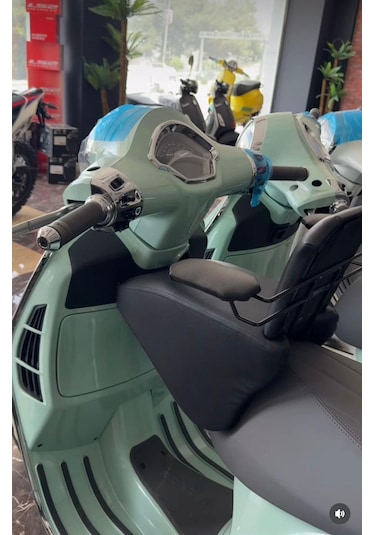 Vespa Gts Motosiklet Çocuk Koltuğu, Emniyet Kemerli, Hediyeli