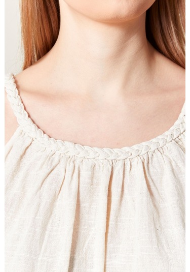 Şık Farklı Tarz Keten Işıl Bluz - Zarif Ve Modern Tasarım Krem