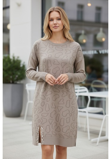 Kadın Önü Desenli Etek Yan Ucu Boncuklu Düşük Kol Tunik Krem