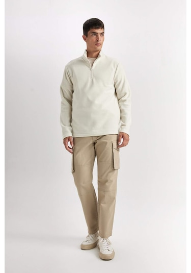 DeFacto Ekru Tüylenme Yapmayan Soğuk Geçirmez Regular Fit Dik Yaka Fermuarlı Polar Sweatshirt Y3996AZNSER117