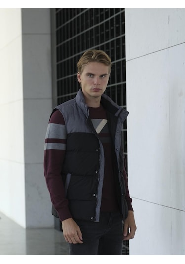 Erkek Slim Fit Siyah Rüzgar Ve Su Itici Termo Iç Astarlı Nefes Alabilen Yelek Ncs Jeans 4514-Siyah