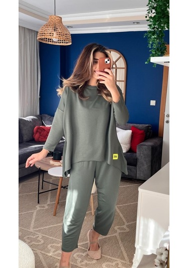 Gülsüm Aydın Kadın Iki Iplik Viskon Pamuk Kumaş Arma Detaylı Ikili Takım Haki