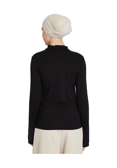 Kadın Organik Parmak Geçmeli Balıkçı Yakalı Body Siyah