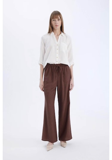 Defacto Regular Fit Beyaz Kadın Gömlek M9407az/wt16 Beyaz Defacto Regular Fit Beyaz Kadın Gömlek M9407az/wt16 Beyaz