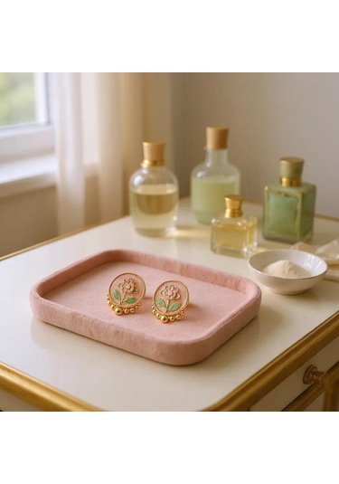 Çiçek Tasarımlı Küpe Çok Renkli